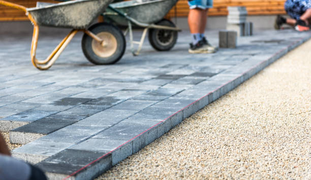 Best Professional Driveway Pavers  in Lindsay, TX